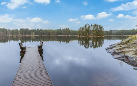 Villa Hyppykallio: Boot, Blau, Watercraft, Boote Und Boating - Geräte Und Materialien, Hafen, Wasserweg, Hafen, Yachthafen, Schiffsbau, Kanal