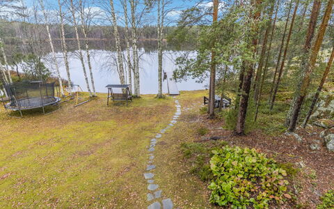 Villa Hyppykallio: Boot, Blau, Watercraft, Boote Und Boating - Geräte Und Materialien, Hafen, Wasserweg, Hafen, Yachthafen, Schiffsbau, Kanal