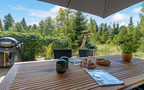 Albertina - 900M from the Sea: Möbel, Holz, Interior Design, Flooring, Fussboden, Stuhl, Zimmer, Decke, Wohnzimmer, Wohnung