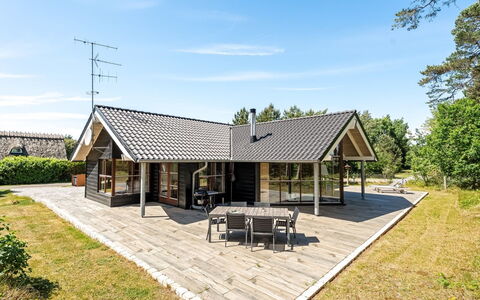 Groa - 50M from the Sea: Dach, Grundstueck, Hütte, Zuhause, Ländliches Gebiet, Schuppen, Abstellgleis, Gartenbauten, Blockhaus, Hütte
