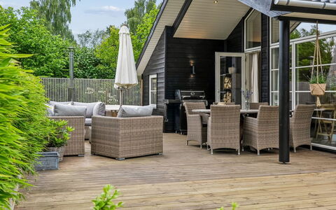 Galatia - 1.4Km from the Sea: Decke, Flooring, Interior Design, Fussboden, Verbundwerkstoff, Möbel, Resort, Hotel, Design, Daylighting