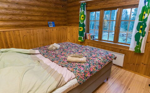 Hännänpää: Holz, Flooring, Fussboden, Möbel, Holzboden, Interior Design, Etagenbett, Zimmer, Holzbeize, Hartholz