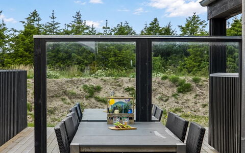 Damiana - 1.1Km from the Sea: Möbel, Holz, Interior Design, Flooring, Fussboden, Stuhl, Zimmer, Decke, Wohnzimmer, Wohnung