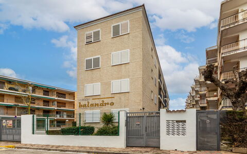 Balandro: Wohnung, Urban Design, Eigentumswohnung, Balkon, Hotel
