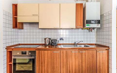 La Coccinella: Küche, Major Appliance, Küchengerät, Holz, Countertop, Flooring, Interior Design, Cabinetry, Spüle, Sinken