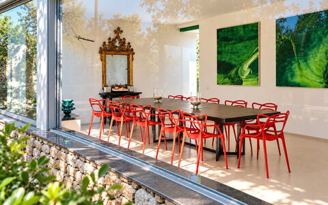 Portofino Luxury Villa – Private Sea Access & Car-: Möbel, Interior Design, Tabelle, Stuhl, Küche & Esszimmer Tisch, Flooring, Fussboden, Esszimmer, Decke, Restaurant