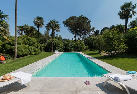 Romantica 16: Schwimmbad, Resort, Freizeit, Schatten, Garten, Gartenmöbel, Landscaping, Eco Hotel, Sonnenliege