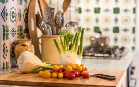 Molinazzo: Küche, Geschirr, Countertop, Essen, Servierware, Obst, Kochen, Produzieren, Natural Foods