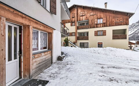 San Pietro Mountain Flat: Möbel, Schatten, Veranda, Stuhl, Gartenmöbel, Outdoor Struktur, Eco Hotel, Balkon, Pergola, Deck
