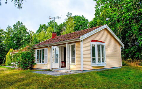 Ragnabo: Möbel, Schatten, Veranda, Stuhl, Gartenmöbel, Outdoor Struktur, Eco Hotel, Balkon, Pergola, Deck