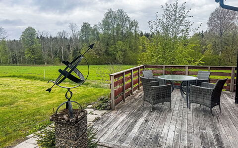 Långerud: Möbel, Schatten, Veranda, Stuhl, Gartenmöbel, Outdoor Struktur, Eco Hotel, Balkon, Pergola, Deck