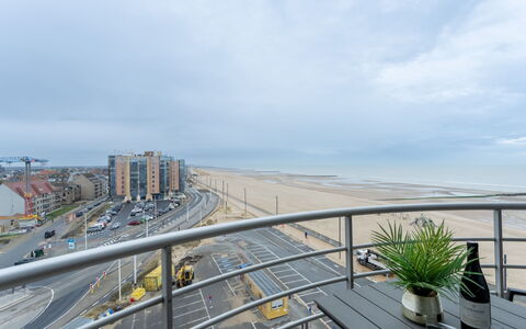 Zon & Zee with Seaview