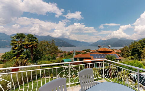 Terrazza Ninì: Bergforms, Berg, Gebirge, Hügel, Hochland, Bergstation, Senke, Grat, Alpen, Veranda