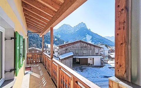 Valeria: Bergforms, Berg, Gebirge, Hügel, Hochland, Bergstation, Senke, Grat, Alpen, Veranda