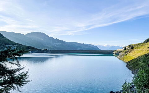 Byzance: Blau, Wasser, Wasservorräte, Bergforms, Berg, Gewässer, Natürliche Landschaft, Hügel, Hochland, Gebirge