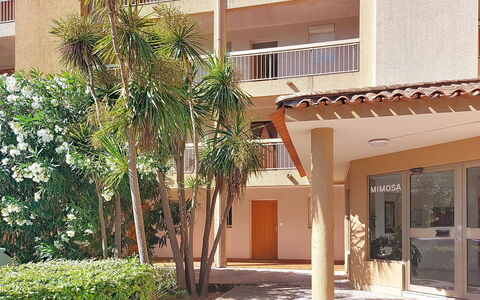 Mimosa: Wohngebiet, Wohnung, Zuhause, Eigentumswohnung, Schatten, Balkon, Hazienda, Estate, Veranda