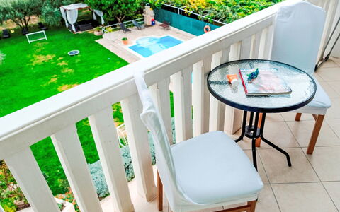 Solo: Strauch, Wohngebiet, Zuhause, Estate, Garten, Rasen, Landscaping, Garten, Villa, Villa