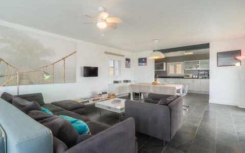 Sa Blanca: Interior Design, Flooring, Möbel, Decke, Holz, Fussboden, Couch, Holzboden, Wohnzimmer, Zimmer