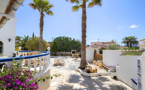Irene: Wohngebiet, Wohnung, Eigentumswohnung, Resort, Estate, Landscaping, Park, Hotel, Villa, Ferienort