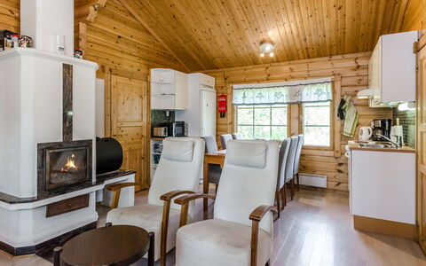 Kuikkaranta: Holz, Interior Design, Möbel, Decke, Zimmer, Zuhause, Haus, Beleuchtung, Wohnzimmer, Hütte