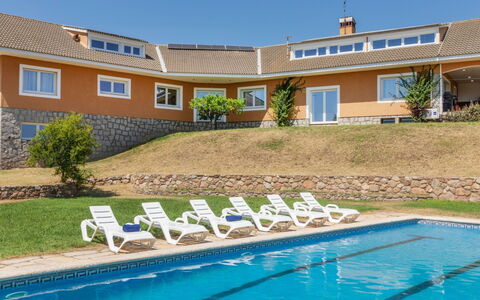 Finca El Olivar: Wohnung, Die Architektur, Wohngebiet, Eigentumswohnung, Verbundwerkstoff, Urban Design, Balkon, Mischnutzung, Schatten