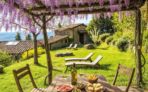 Il Canto dei Merli: Garten, Stuhl, Bauernhaus, Eco Hotel, Hütte, Resort, Hinterhof, Gartenmöbel, Landscaping, Garten