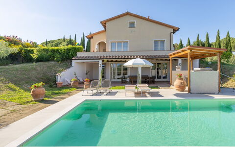 Uliveto: Schwimmbad, Wohngebiet, Haus, Resort, Zuhause, Estate, Gartenmöbel, Verbundwerkstoff, Eco Hotel, Villa