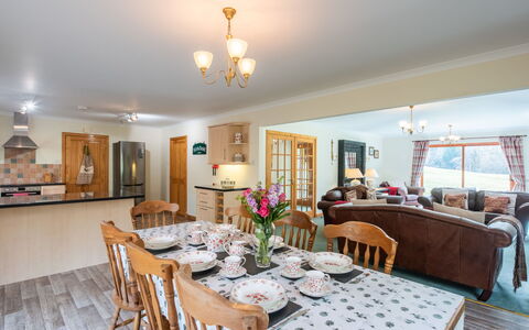 Kirkfield House: Möbel, Holz, Zuhause, Haus, Hütte, Küche & Esszimmer Tisch, Decke, Stuhl, Wohnzimmer