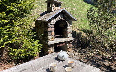 Veni, Vidi, Mansi: Holz, \Fels, Steinwand, Garten, Landscaping, Backstein, Steinofen, Hinterhof, Outdoor Struktur
