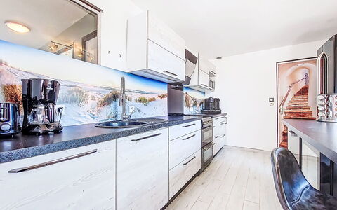 Elioluaso: Interior Design, Flooring, Wohnung, Zuhause, Fussboden, Zimmer, Holzboden, Countertop, Design, Küche