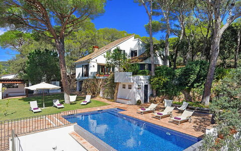 Villa Cassiopea: Wohngebiet, Schwimmbad, Haus, Zuhause, Resort, Estate, Villa, Hazienda, Eco Hotel, Villa