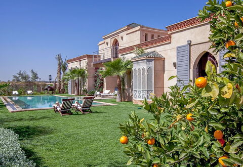 Villa Orange Trees: Schwimmbad, Resort, Estate, Hazienda, Villa, Hof, Thermae, Villa, Eco Hotel, Garten
