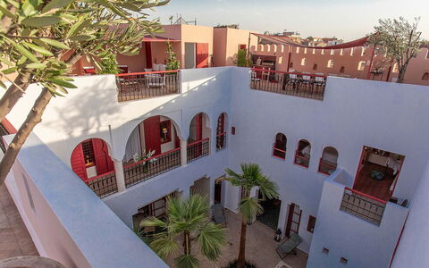 Dar Splendid: Fassade, Urban Design, Wohnung, Hazienda, Estate, Hof, Balkon