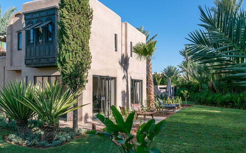 Dar Sun: Wohngebiet, Zuhause, Estate, Landscaping, Garten, Hazienda, Resort, Villa, Villa