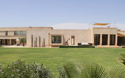 Villa Noria: Zuhause, Estate, Grundstueck, Landscaping, Rasen, Garten, Schatten, Villa, Hazienda, Villa