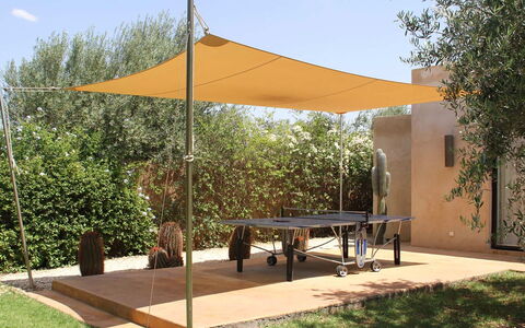 Villa Noria: Schatten, Überdachung, Gartenmöbel, Garten, Outdoor Struktur, Terrasse, Tisch Im Freien, Hinterhof, Garten