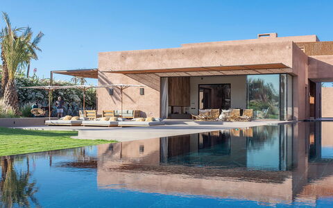 Villa Palmeraie: Schwimmbad, Schatten, Estate, Resort, Design, Eco Hotel, Villa, Sonnenliege, Hazienda