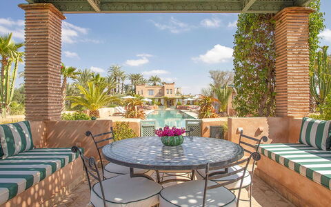 Villa Jamila: Möbel, Resort, Stuhl, Gartenmöbel, Eco Hotel, Hazienda, Garten, Estate, Terrasse