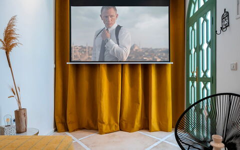 Riad Ali: Interior Design, Beleuchtung, Vorhang, Fussboden, Möbel, Zimmer, Decke, Wohnzimmer, Holzbeize, Fensterbehandlung