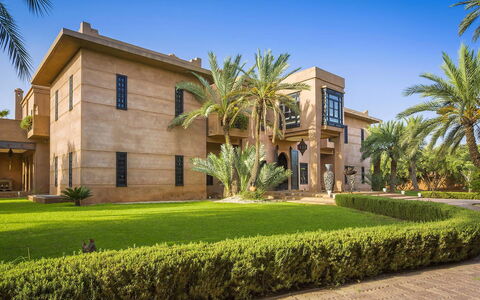 Le Palais du Roi: Baum, Wohngebiet, Zuhause, Die Architektur, Haus, Estate, Villa, Resort, Garten