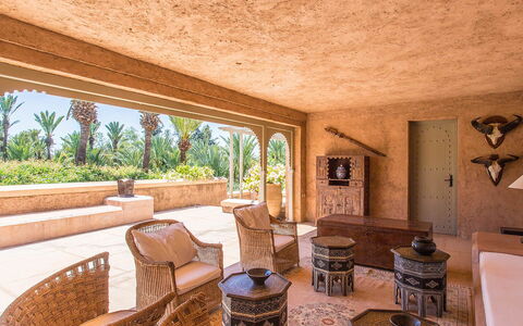 Villa Hasna: Resort, Hazienda, Estate, Villa, Schatten, Stuhl, Hotel, Eco Hotel, Wohnzimmer