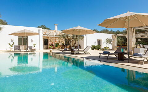 Villa Olivella: Schwimmbad, Resort, Estate, Villa, Schatten, Hazienda, Villa, Ferienort, Eco Hotel, Hotel