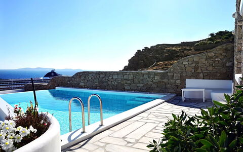 The Pool Rose Villa: Blau, Schwimmbad, Resort, Küste, Meer, Eco Hotel, Ferienort, Strandresort, Schatten, Villa