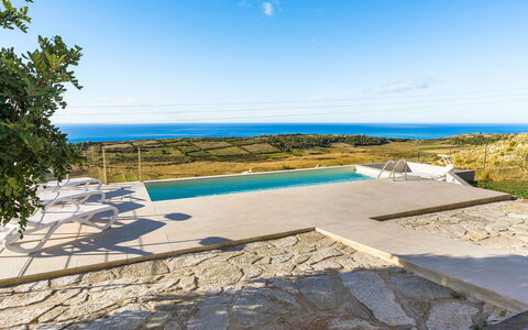 Villa Lily: Blau, Schwimmbad, Flagstone, Walkway, Fliese