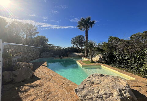 Sa Galera Villa: Blau, Schwimmbad, \Fels, Resort, Water Feature, Eco Hotel, Landscaping, Tropen