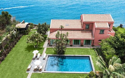 Villa Pozzillo: Schwimmbad, Resort, Estate, Meer, Eco Hotel, Freizeit, Villa, Ozean, Villa, Strandresort