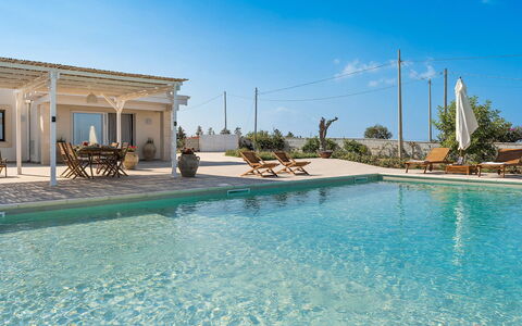 Villa Camporeale: Schwimmbad, Resort, Estate, Schatten, Villa, Eco Hotel, Hazienda, Hotel, Gartenmöbel