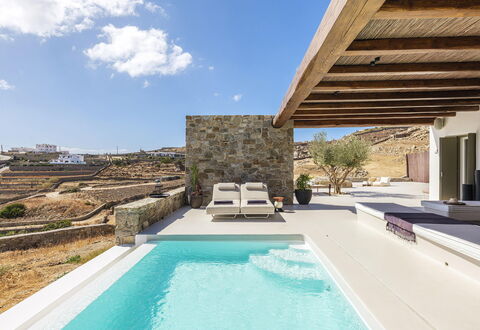 Villa Medea: Flooring, Schwimmbad, Fliese, Penthouse