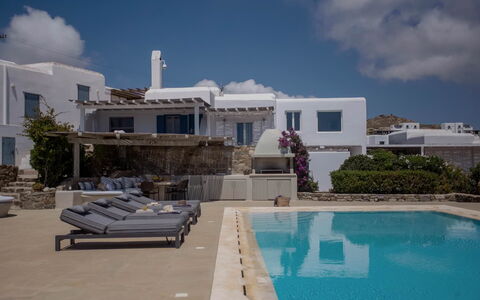 Villa Talassa: Schwimmbad, Resort, Estate, Villa, Design, Balkon, Hof, Hotel