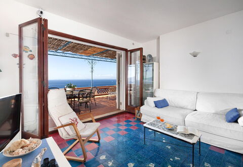 Sea Scent: Möbel, Flooring, Meer, Fussboden, Interior Design, Ozean, Stuhl, Resort, Zimmer, Wohnung